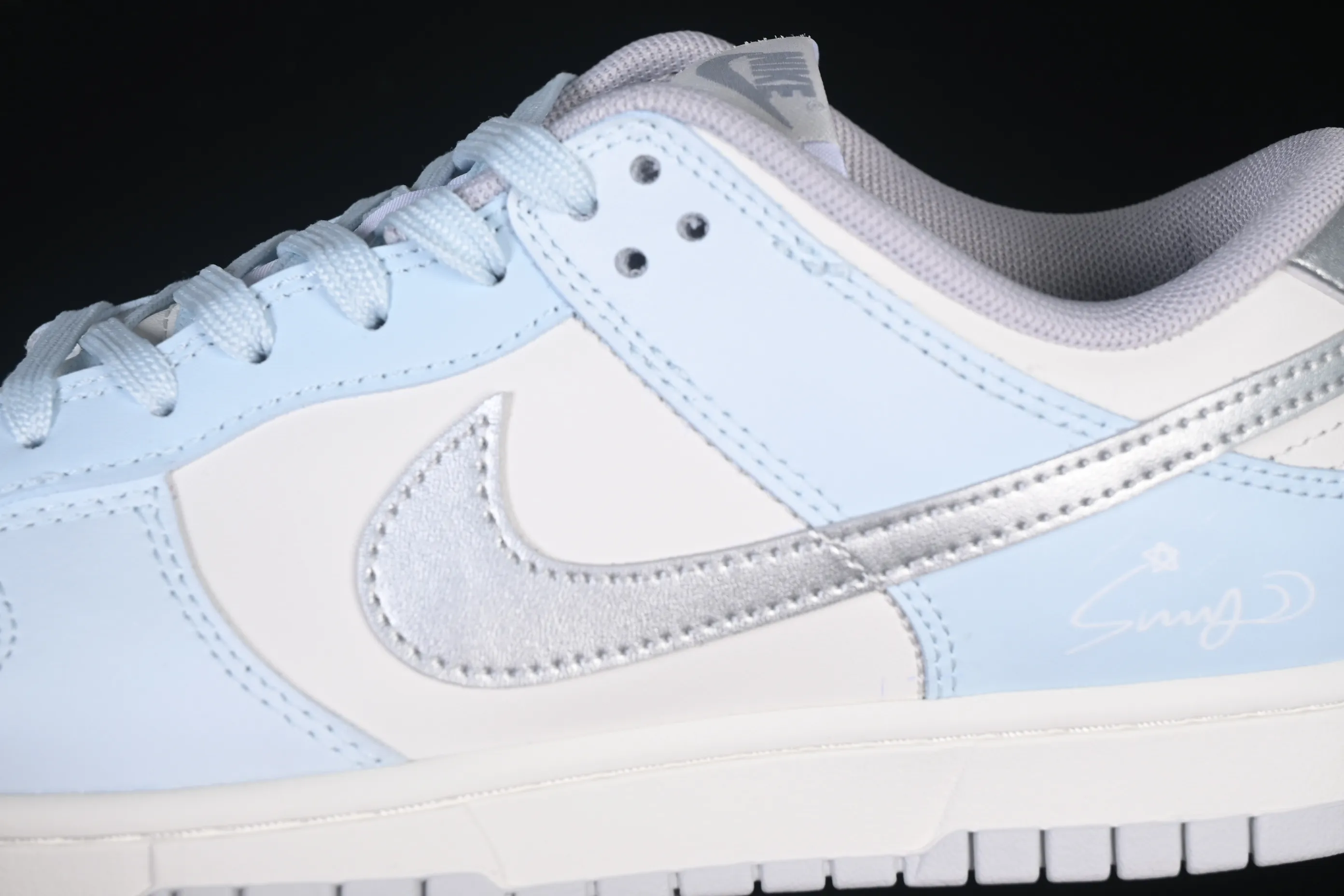 All categories Nk SB Dunk Series Nk SB Dunk Low High-end customized low-top sneakers Nike SB Dunk Low "Just Do It" Anniversary high-end customized low-top casual sneakers GG0508-036